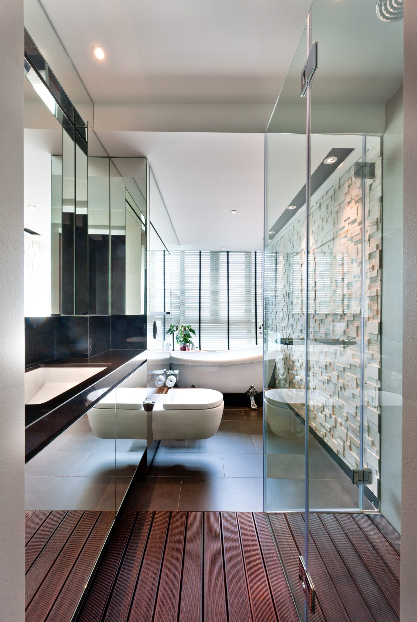Balestier Penthouse by PIU: interior detail